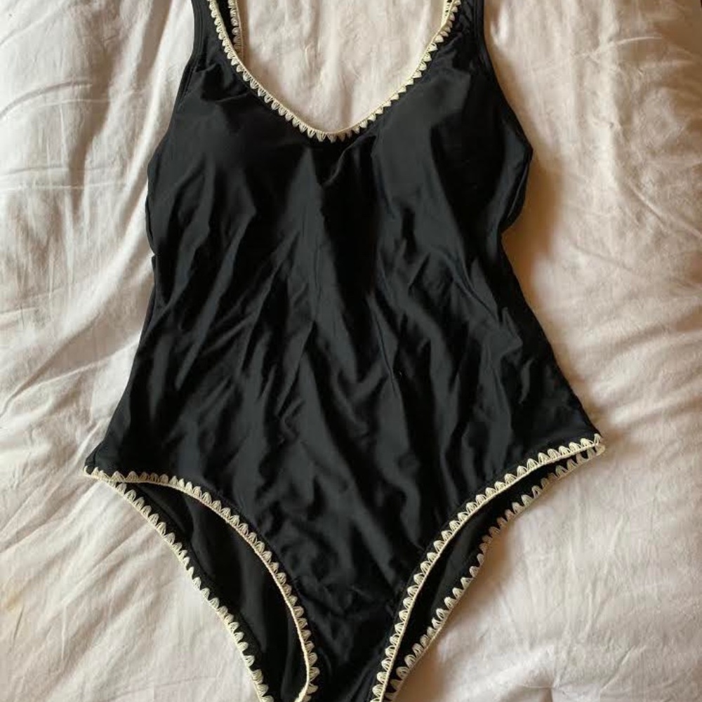 One piece bathing suit
